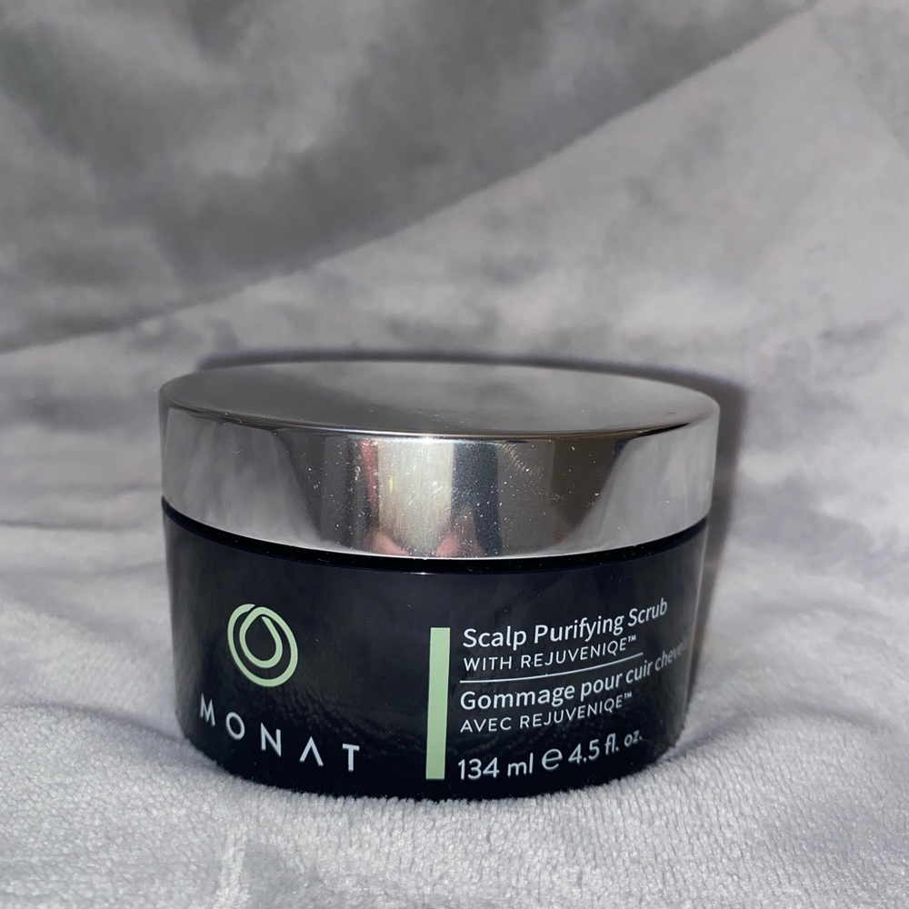 Monat Scalp Purifying Scrub